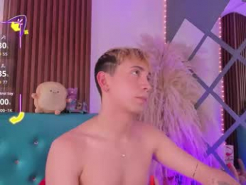 naughty__chris webcam model stream image