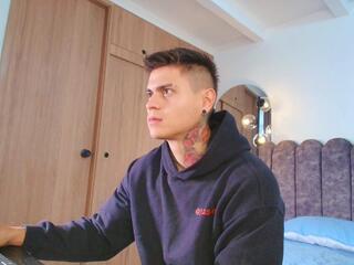 Marko Toro webcam model stream image