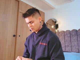 Marko Toro webcam model stream image