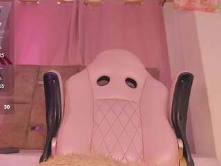 mia-royal webcam camsoda model stream image