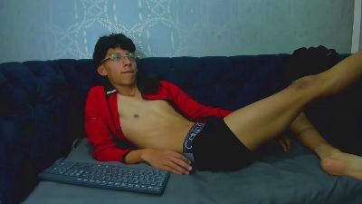 Valentino_Lux webcam model stream image