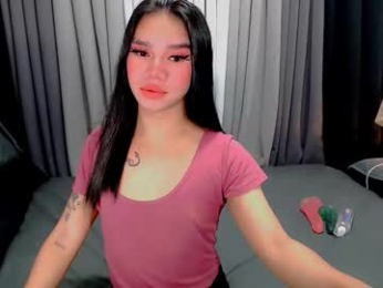 crytastal_lust1212 webcam model stream image