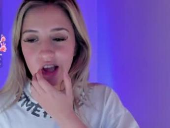 saradiazxxx webcam model stream image