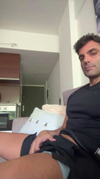 Apolomaxx webcam cam4 model stream image