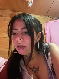 YummyGirl_ webcam model stream image