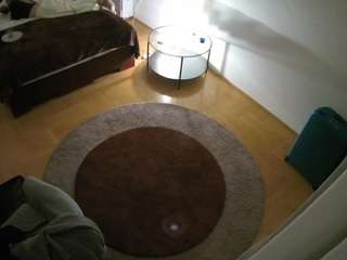 voyeurcam-julmodels-whitebed-5 webcam model stream image