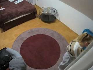 voyeurcam-julmodels-whitebed-5 webcam model stream image