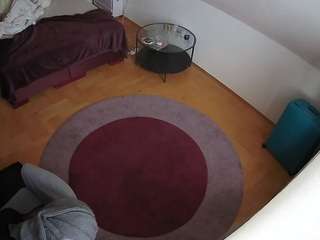 voyeurcam-julmodels-whitebed-5 webcam model stream image