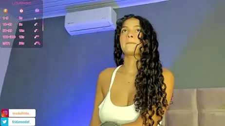 _frida1 webcam stripchat model stream image