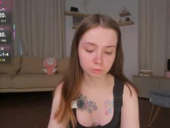 glowhub_ webcam chaturbate model stream image
