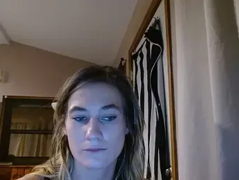 missymilf webcam model stream image