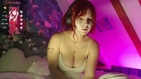 RubyLynxx webcam stripchat model stream image