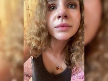 Sweetie_Kitty webcam bongacams model stream image