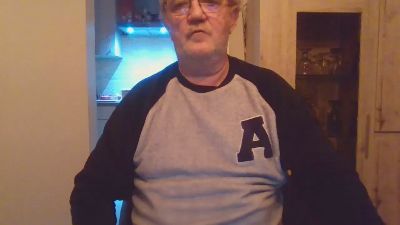 marckfba57 webcam cam4 model stream image