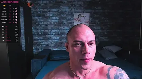 mark_normal webcam model stream image