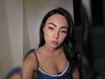 Brunetkaaaa webcam model stream image