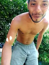 AlphaAlterX webcam model stream image