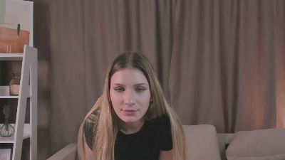 BevAamodt webcam model stream image