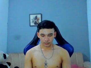 Stivens & Aron webcam model stream image