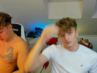 Curt & Levi webcam model stream image