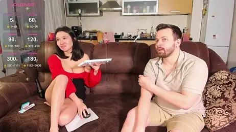 NikkiNSerdron webcam model stream image