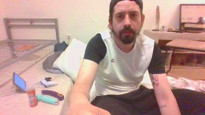 GutsXbsk webcam model stream image