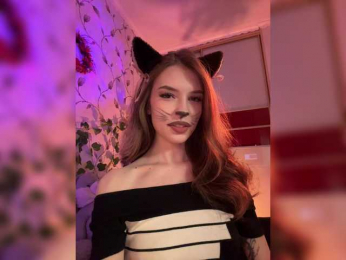 WednesdayFridayAddams webcam model stream image