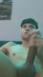 TyrooneDE webcam model stream image