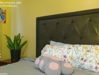 skybella_ webcam model stream image