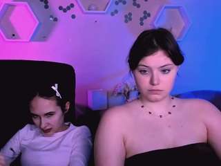 mona-cloud webcam model stream image