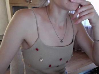 Millie webcam model stream image