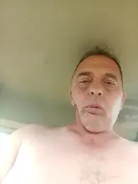 Illa1977 webcam model stream image