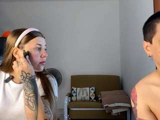miley-and-michael webcam model stream image