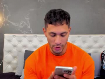 larry_jones webcam model stream image