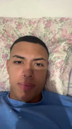 pervertido192 webcam model stream image