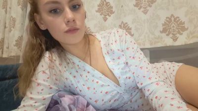 CordiaLutton webcam model stream image