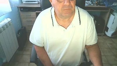 urick10 webcam model stream image