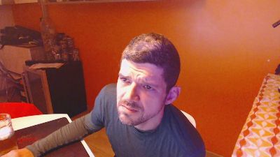 SneakerDirty webcam model stream image