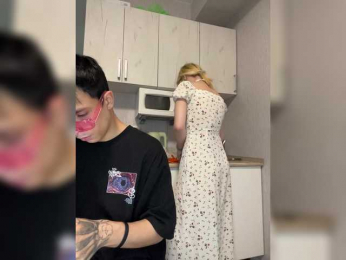 blueberry_pie webcam model stream image