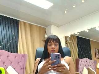 barbie-brown webcam model stream image