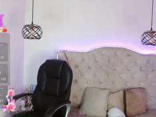 eva-walker webcam model stream image