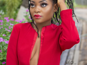 AmaAmivie webcam model stream image