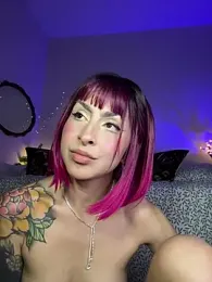 Cinamoonn webcam model stream image