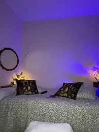 Cinamoonn webcam model stream image