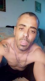 moreno2057 webcam cam4 model stream image