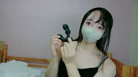 Yuna_1 webcam model stream image