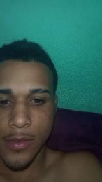 novin008 webcam model stream image