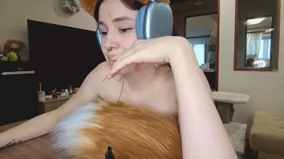 ElinaHomola webcam model stream image