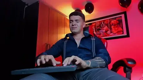 ALPHA_DOMINUS_ webcam model stream image