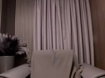 antoniovalentinidiamond webcam model stream image